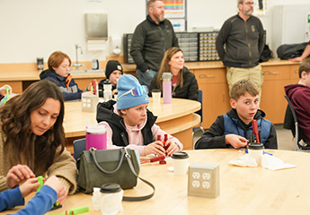 Stem Workshop: Created to Discover
